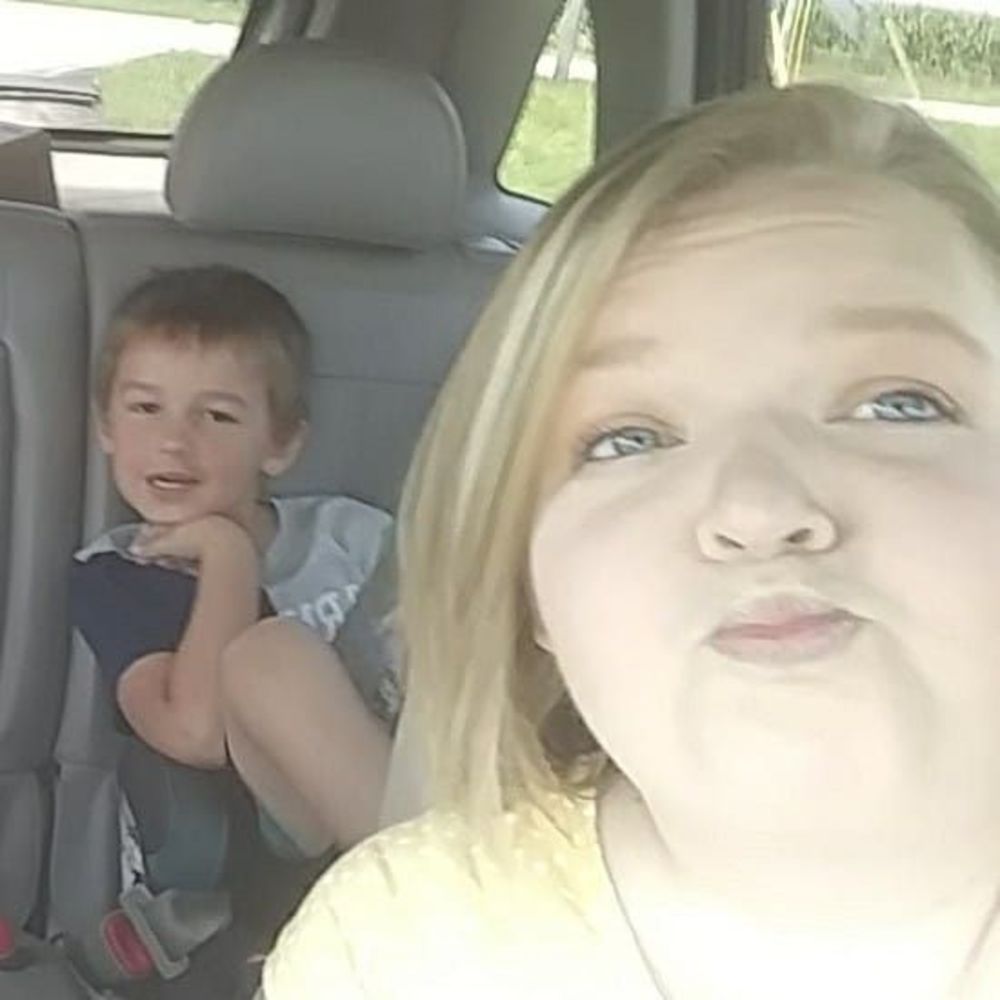 Meet your Posher, Ciera